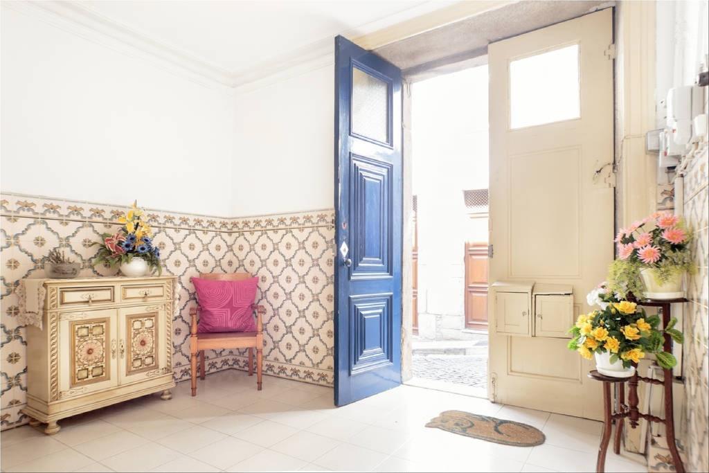 Apartment Blue Door 105 Belmonte St. Central Porto